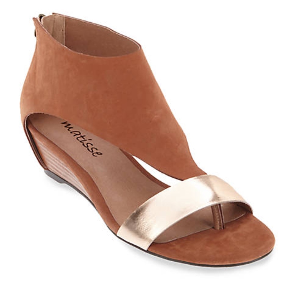 Tan & Gold Matisse Reach Wedge Sandals EUC